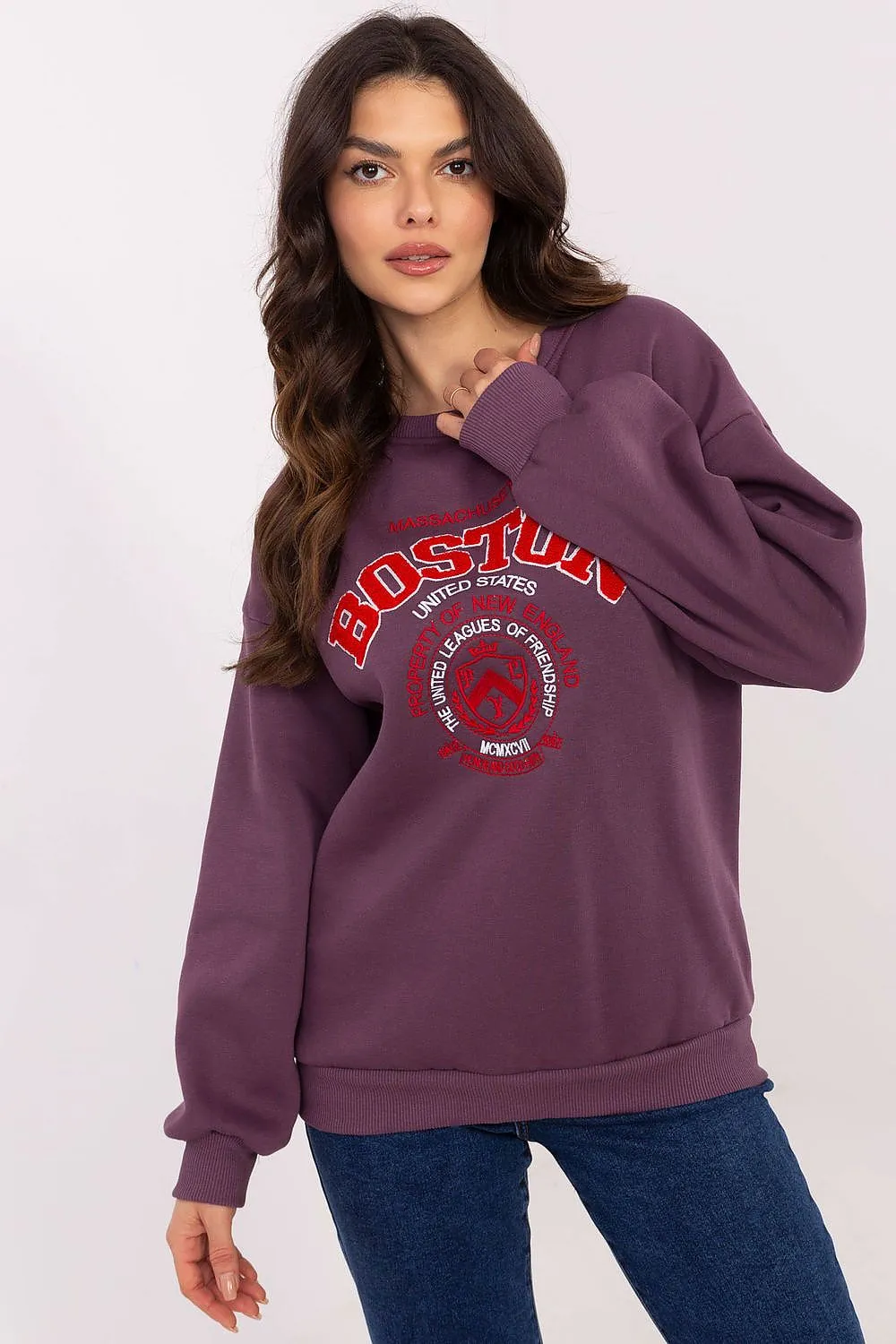 Cozy & Stylish Boston Sweatshirt – Cozy, Stylish & Perfect for Everyday Wear