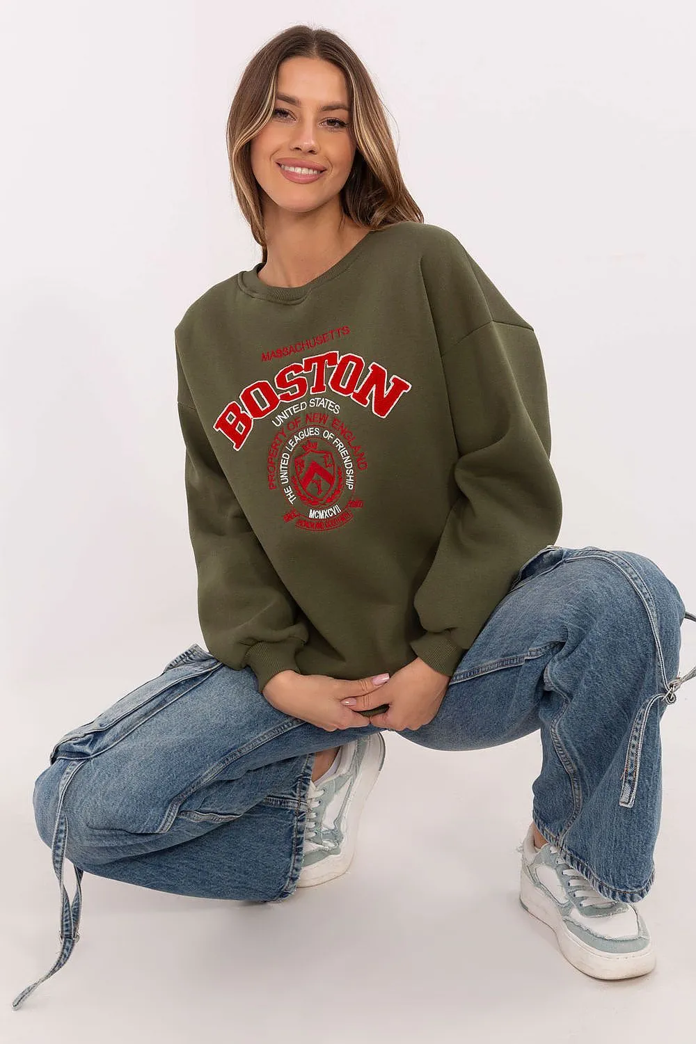 Cozy & Stylish Boston Sweatshirt – Cozy, Stylish & Perfect for Everyday Wear