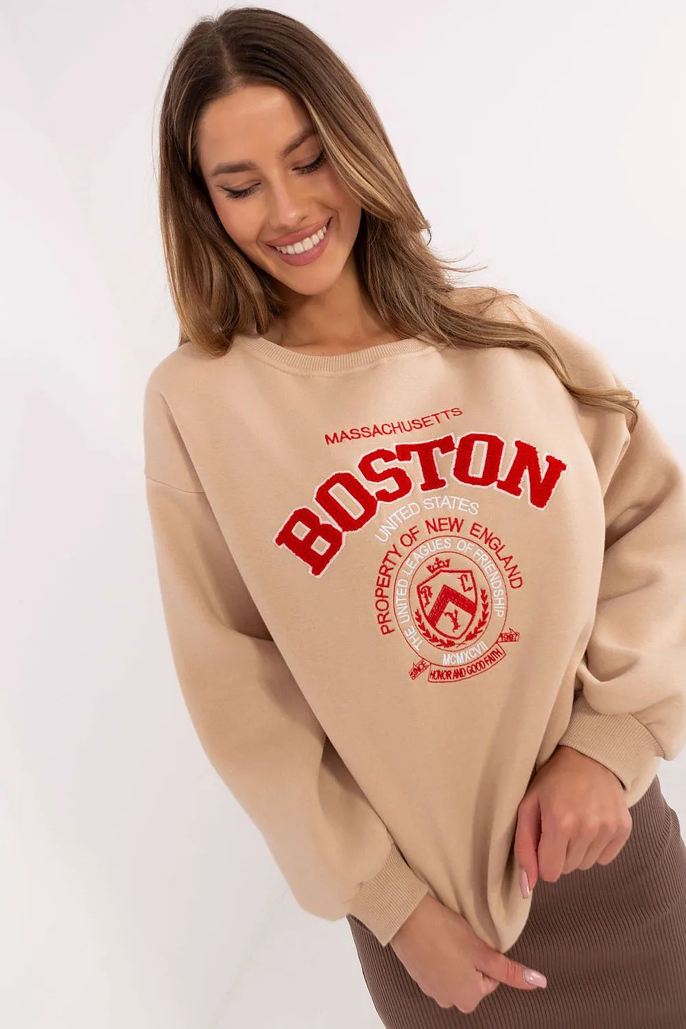Cozy & Stylish Boston Sweatshirt – Cozy, Stylish & Perfect for Everyday Wear