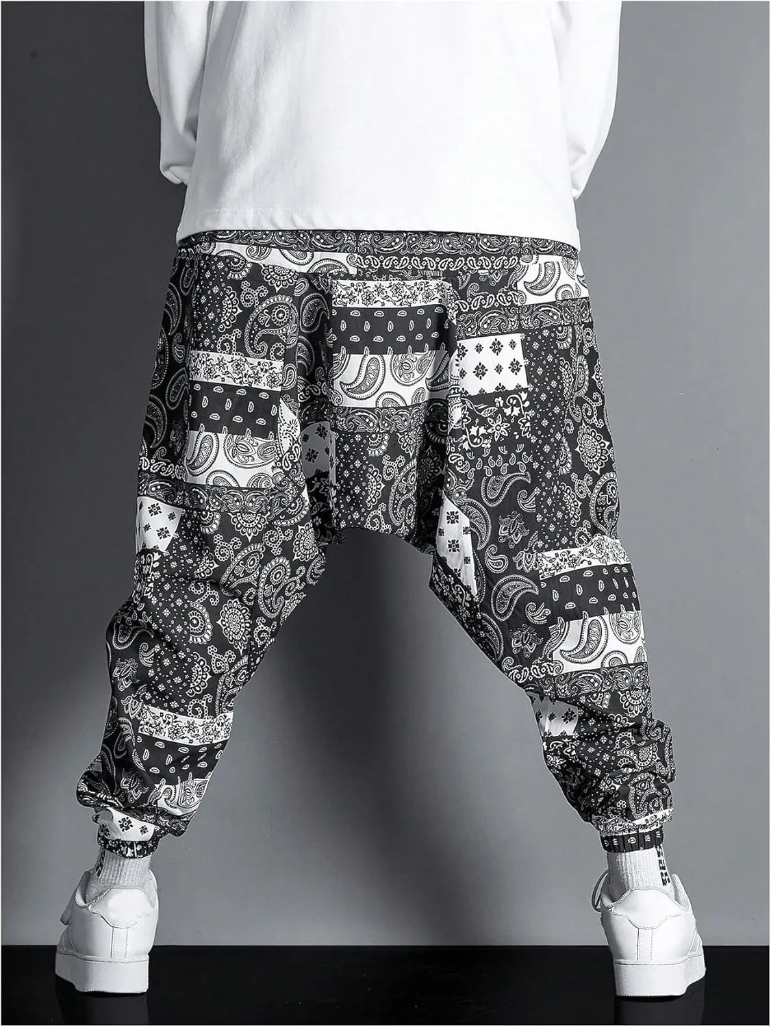 GORGLITTER Men's Baggy Stacked Sweatpants Y2K Wide Leg Flared Graphic Paisley Pants with Pocket