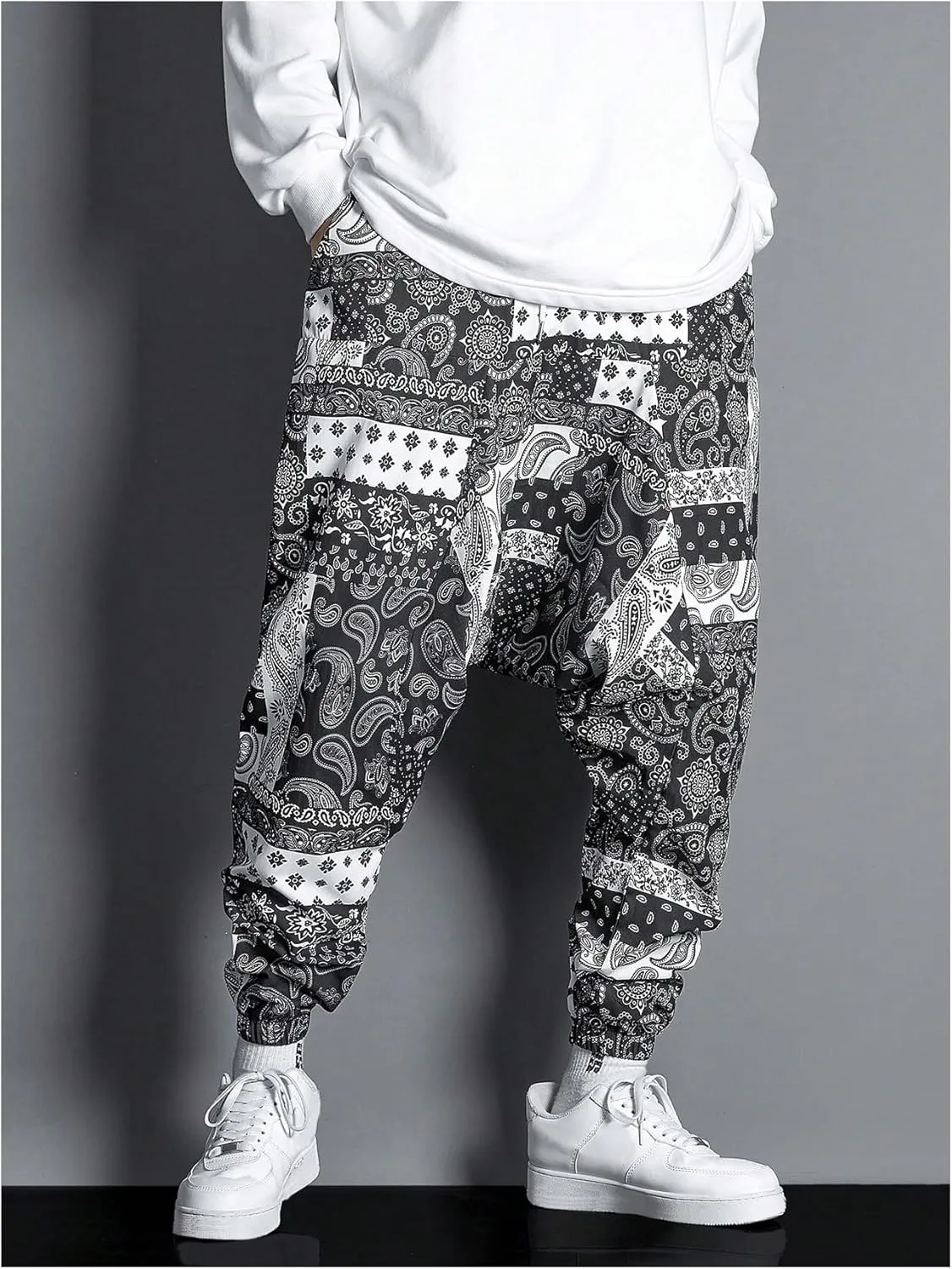 GORGLITTER Men's Baggy Stacked Sweatpants Y2K Wide Leg Flared Graphic Paisley Pants with Pocket