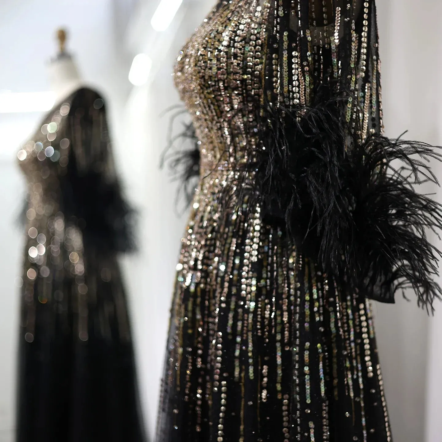 Luxury Feathers Black Half Sleeve Evening Dress SS339
