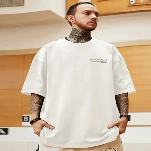 T-shirt with short sleeves in a casual hip-hop style
